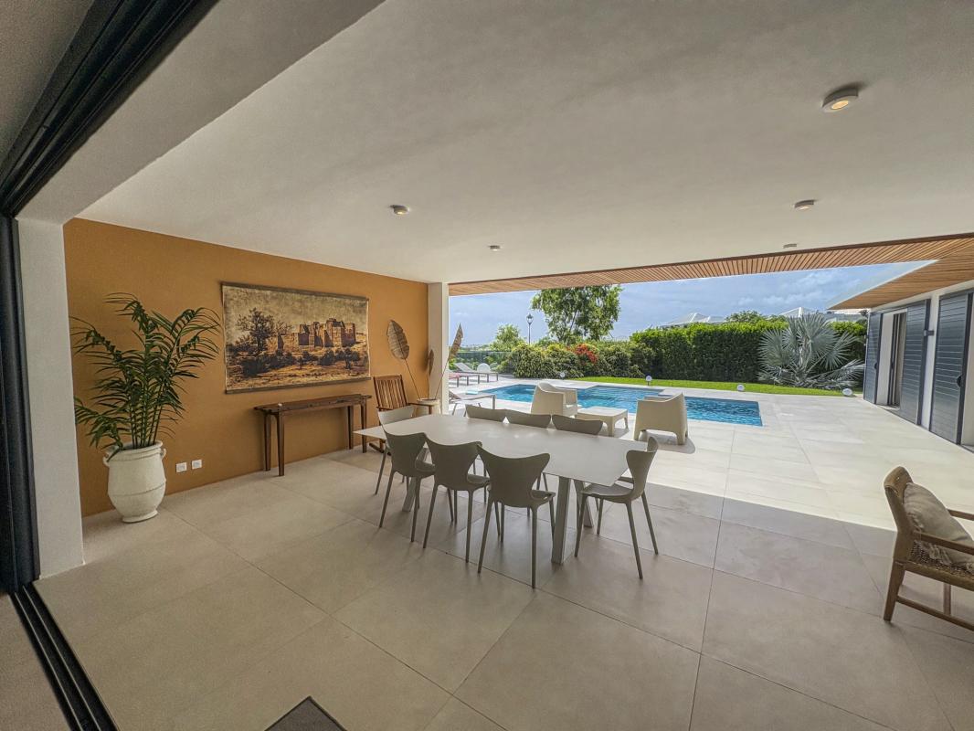 28.Location villa piscine Saint François Guadeloupe_Terrasse (2)